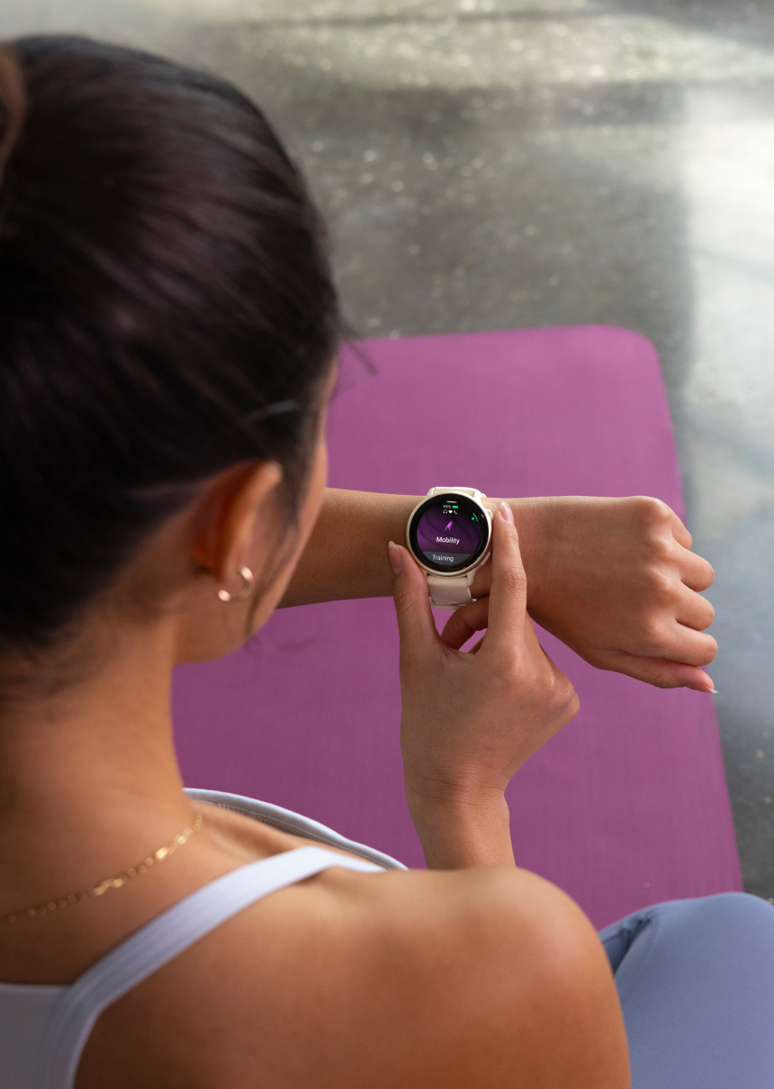 garmin instict horloge om de pols