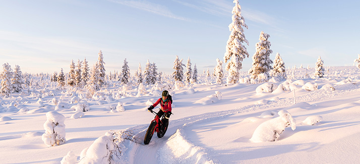 Wat te doen op wintersport: de leukste activiteiten buiten de piste