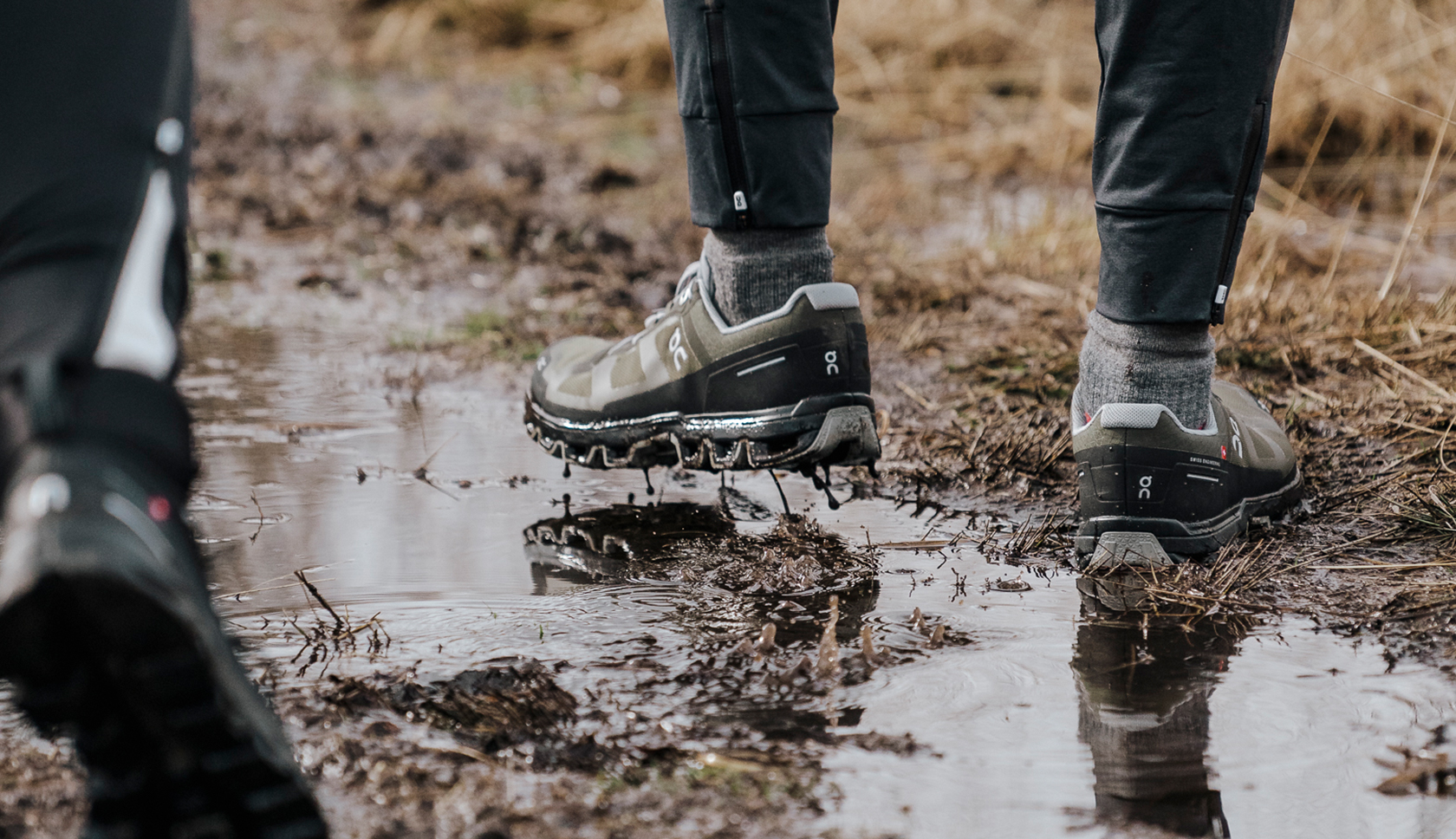 on schoenen in de modder 