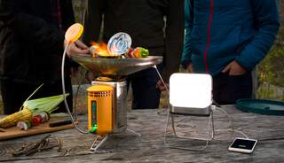 biolite-milieuvriendelijk-koken-buiten-brander-zonne-energie