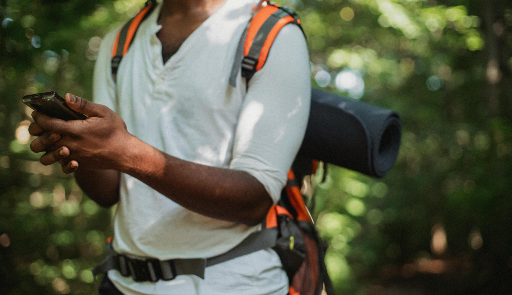 Met een wandelapp kun je jouw wandeling delen met medewandelaars
