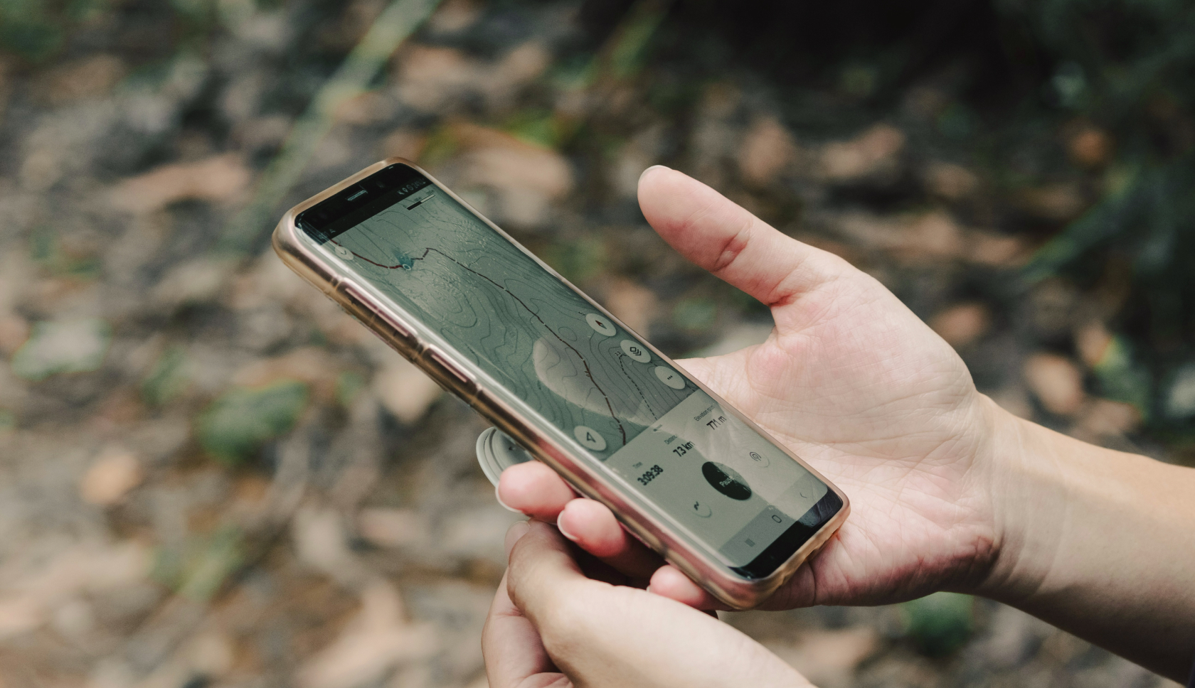 De meeste wandelapps laten je de gekozen route op een kaart zien