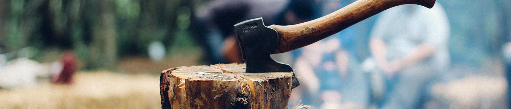 Inzichtelijk Bijzettafeltje Kano Houthakken: tips over het hout, de bijl en veiligheid | Bever