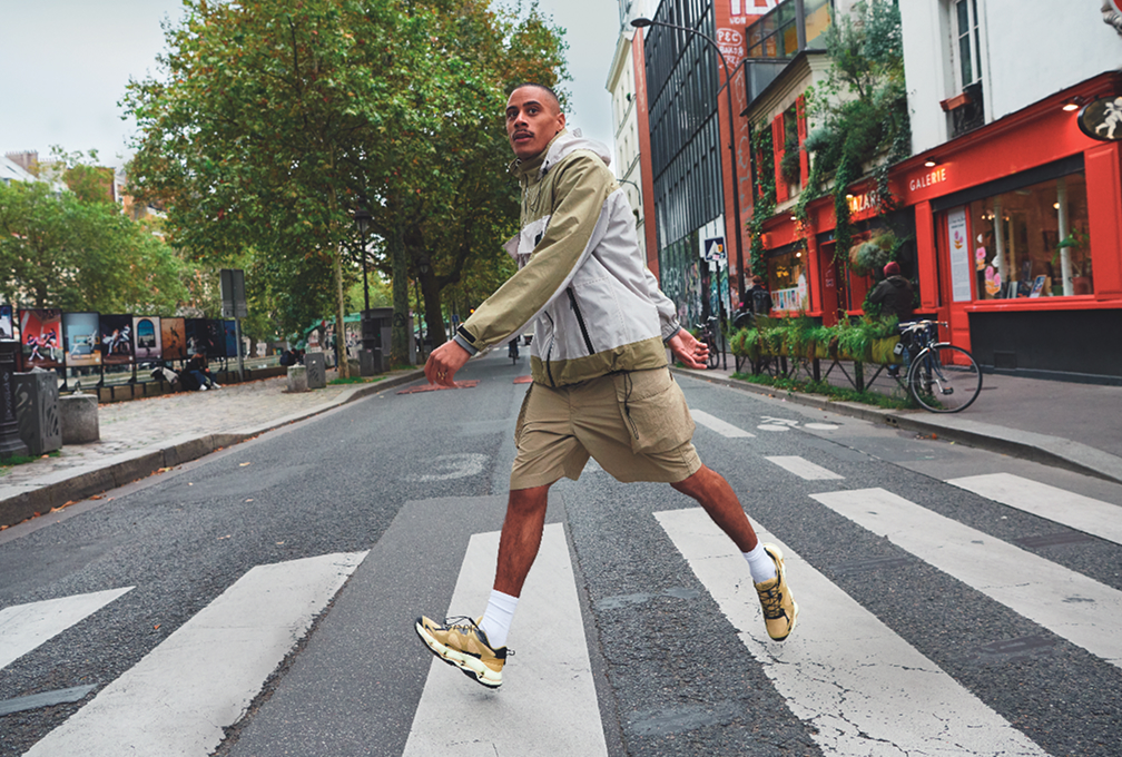shop loopt over zebrapad