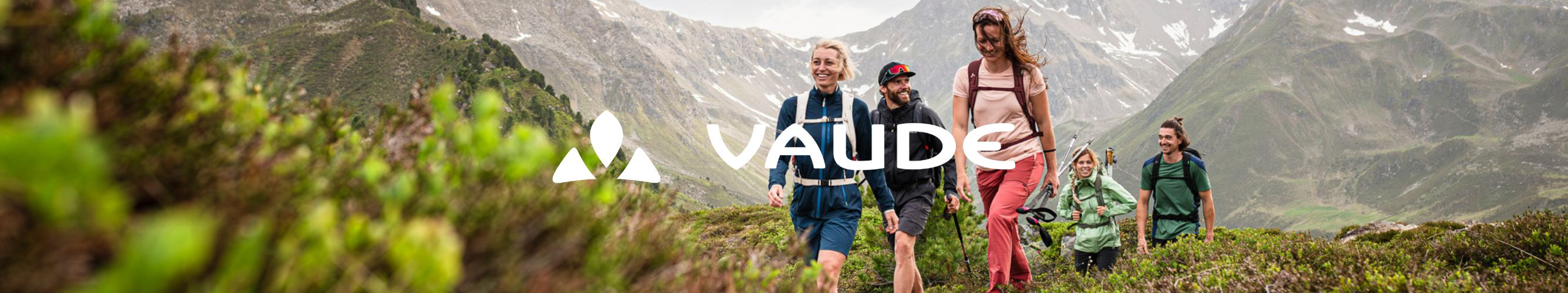 wandelen door de bergen met vaude